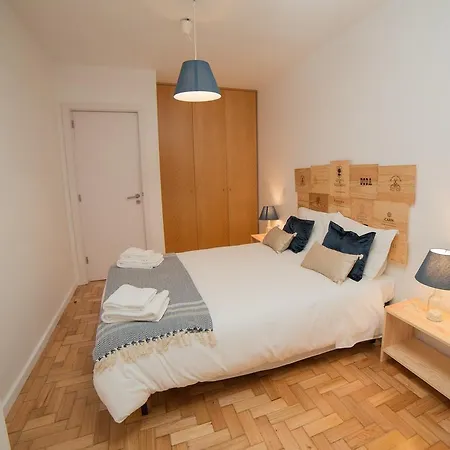 Oporto Guest Wine Experience Flat *
